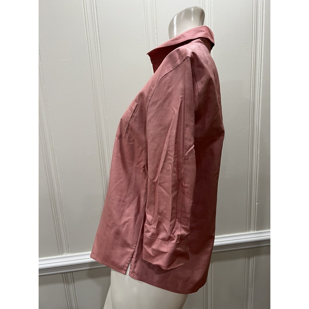 Chico's Red? Oxford 3/4 Sleeve No-Iron Cotton Blouse Hidden Placket Size 0 (4) - Picture 4 of 13